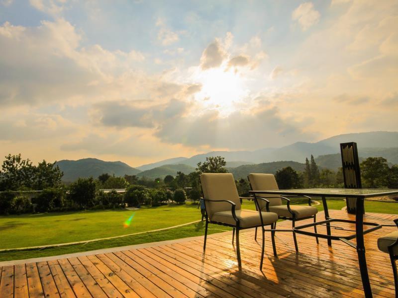 Ashcarya Boutique Resort Ban Bo  Bagian luar foto