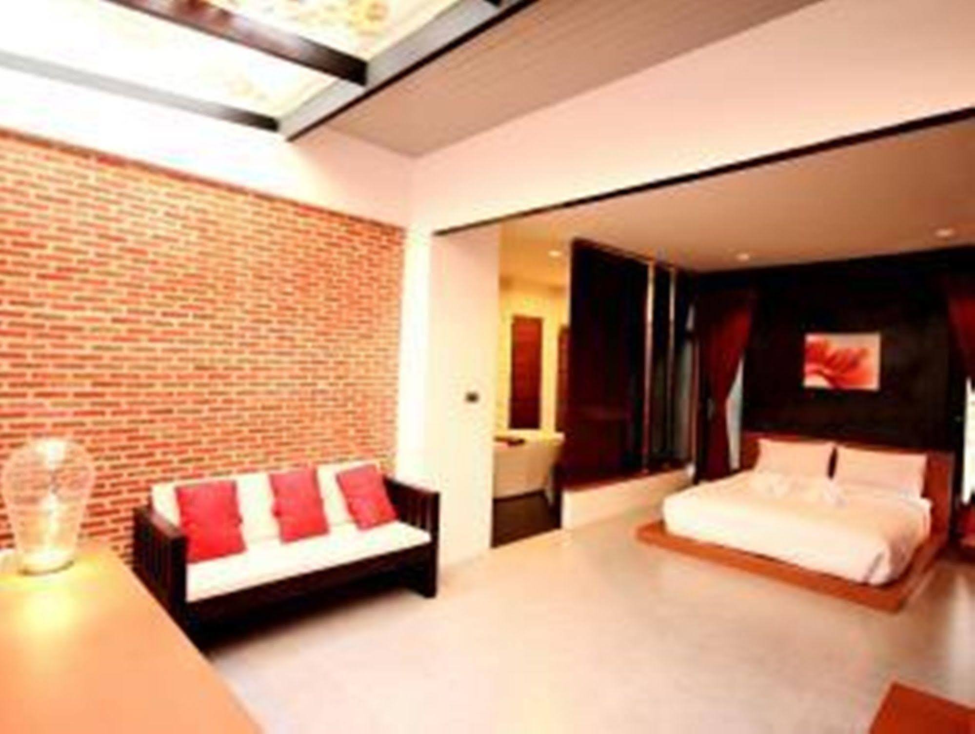 Ashcarya Boutique Resort Ban Bo  Bagian luar foto