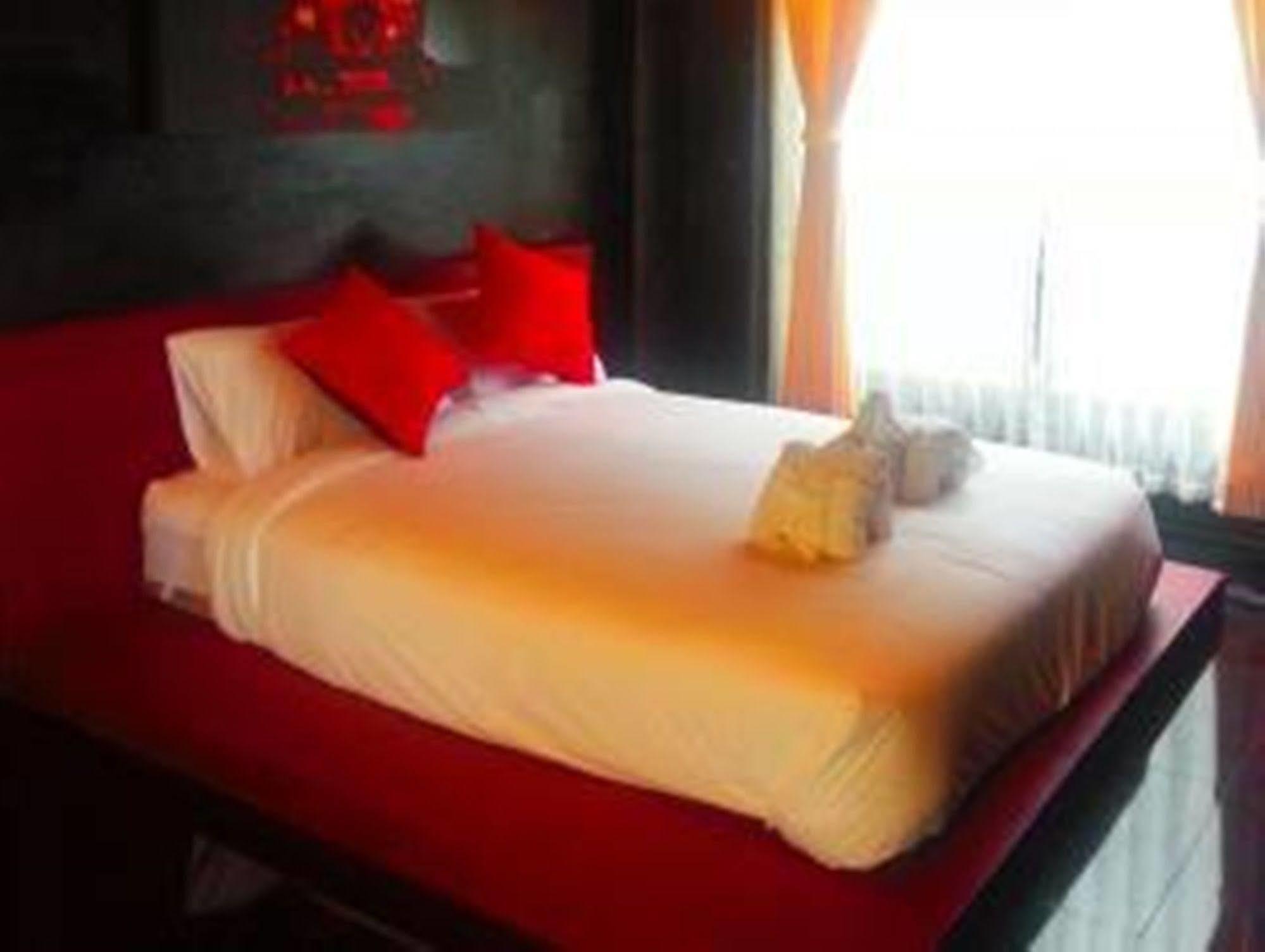 Ashcarya Boutique Resort Ban Bo  Bagian luar foto